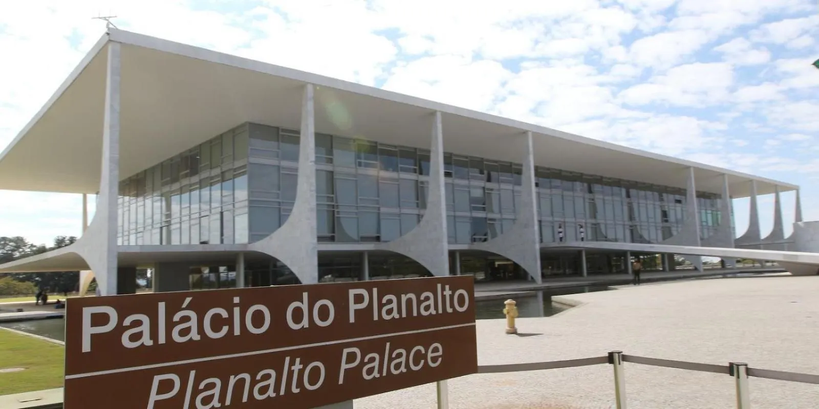 V510 Maravilhoso Flat Em Brasilia Otima Localizacao Apartment 0*,